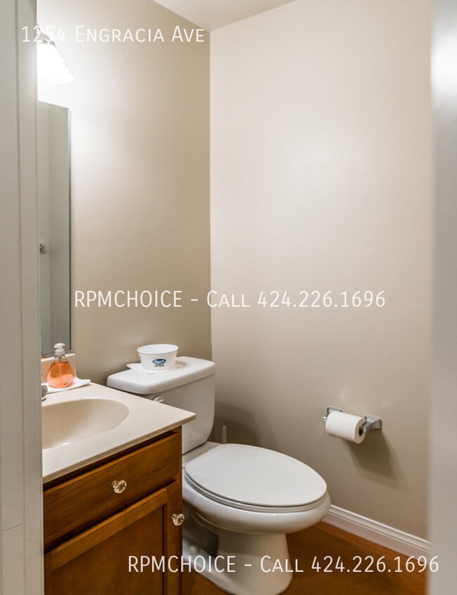 Building Photo - 1254 Engracia Ave