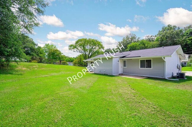 Building Photo - 64 Frawley Rd