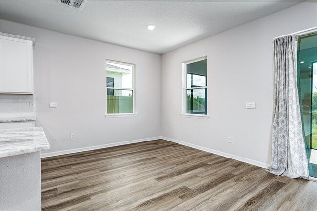 Building Photo - 10622 Eustis Dr