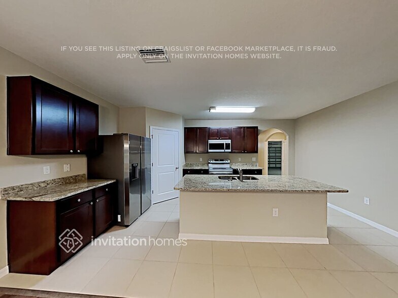 Building Photo - 14931 Flowing Gold Dr
