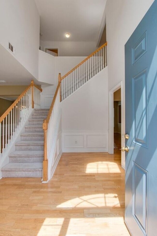 Building Photo - 1510 Chestnut Springs Rd