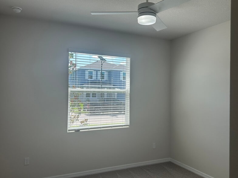 Building Photo - 9432 Bella Mar Trl