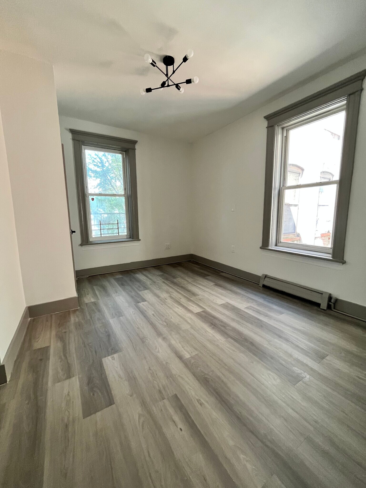 83 Bostwick Ave 6 - 76 Bostwick Ave