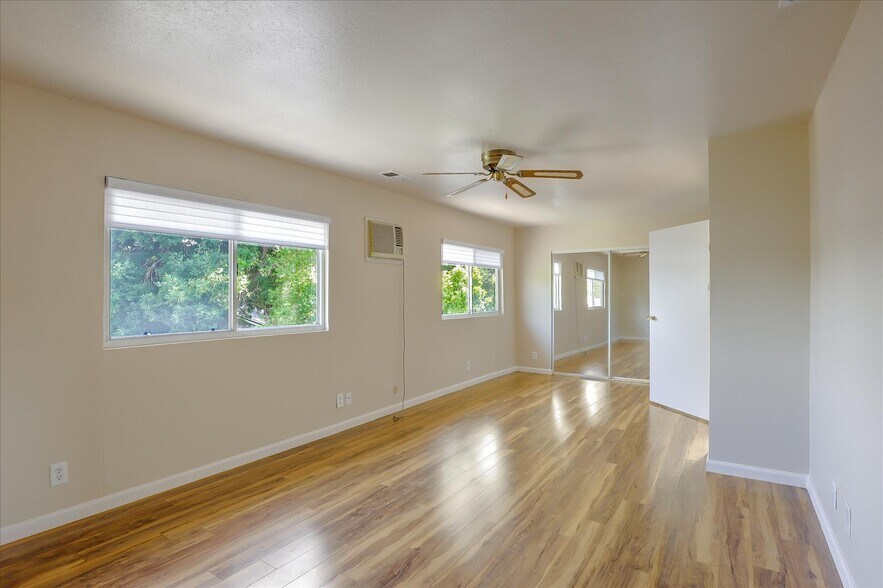 Building Photo - 2916 Biddleford Dr
