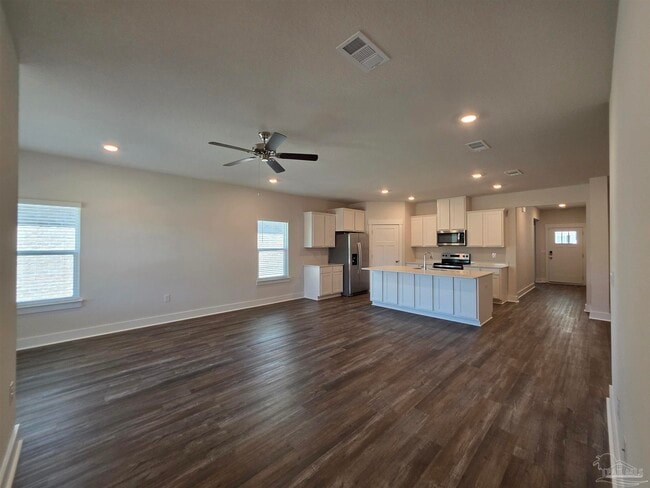 Building Photo - 5839 Sargassum Ln