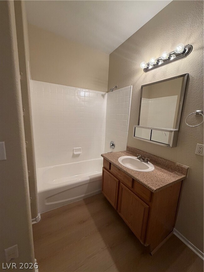 Building Photo - 2060 Rancho Lake Dr