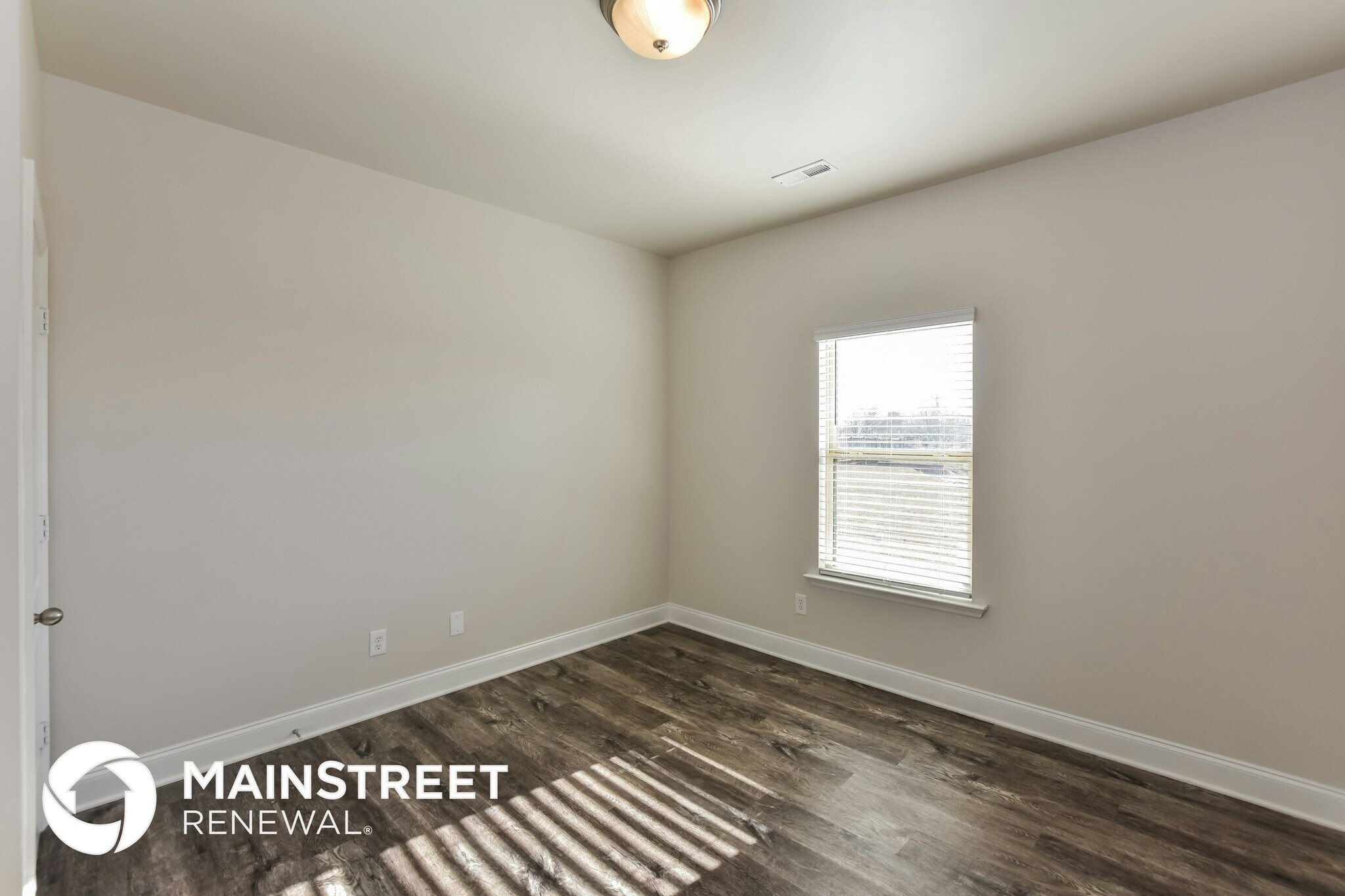 Building Photo - 303 Addison Ct
