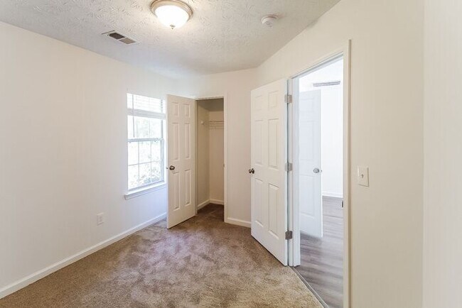 Building Photo - 5786 Wellborn Creek Dr