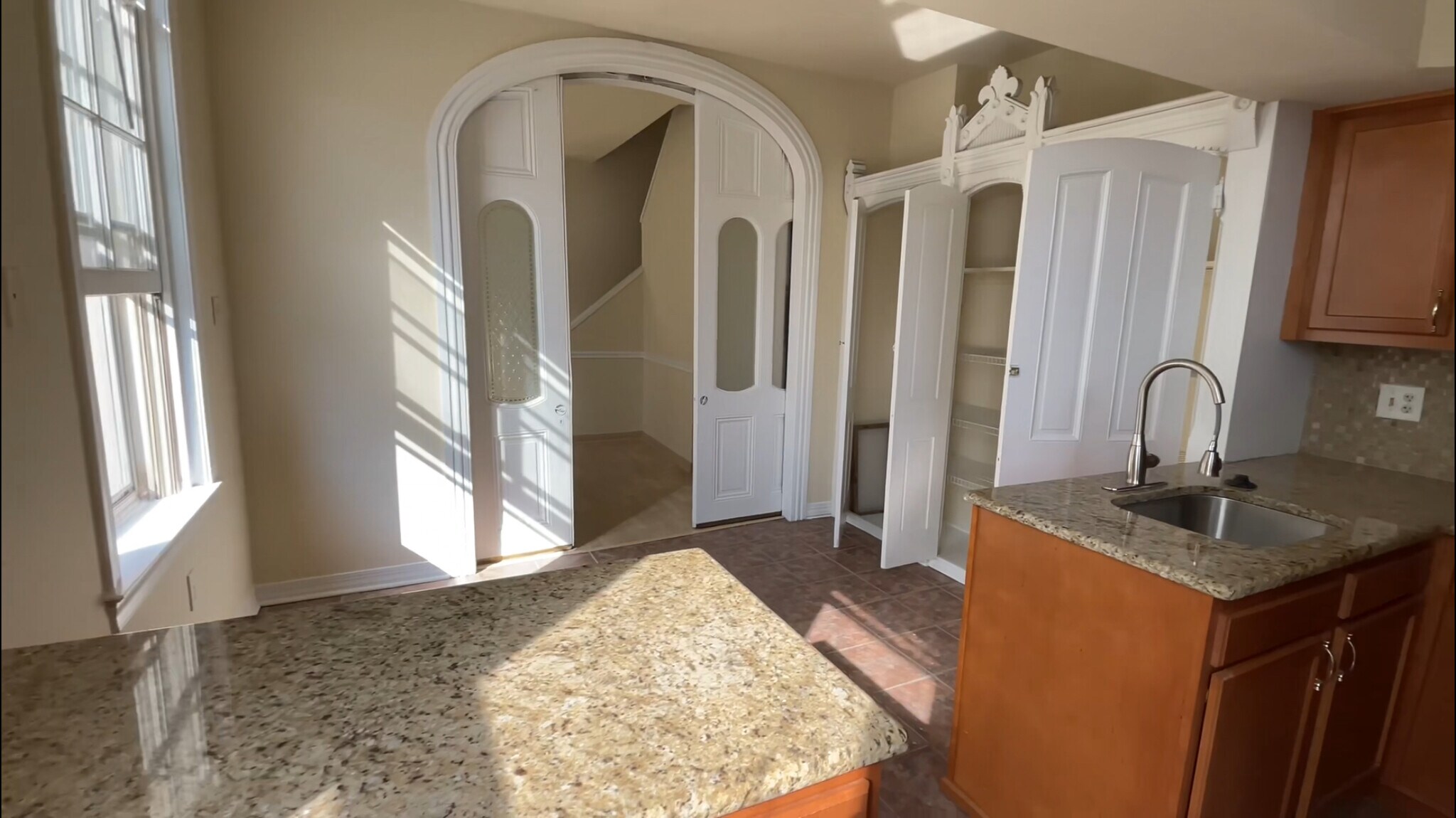 Kitchen - 2034 Green St