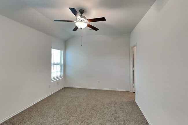 Building Photo - 18755 Faustina Way