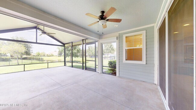 Building Photo - 29 Lakefront Ln