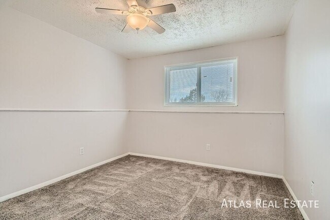 Building Photo - 11446 Cook Ct