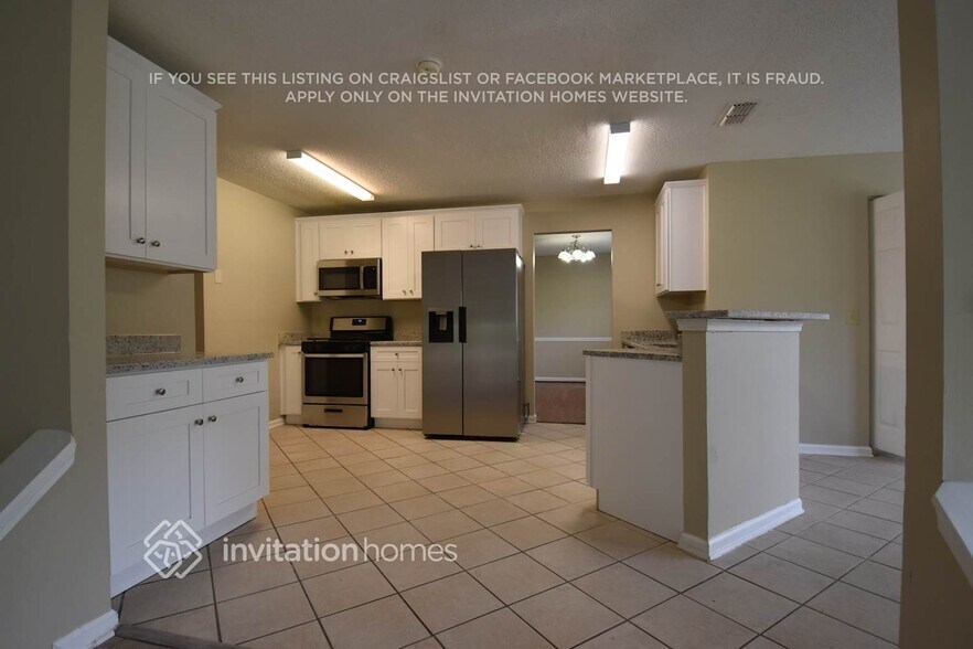 Building Photo - 395 Oakdale Cir