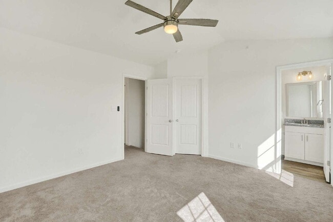 Building Photo - A Welcoming Place to Call Home in Red Lion