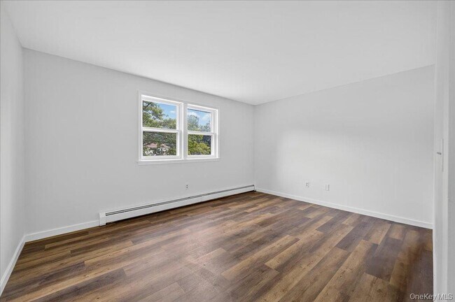Building Photo - 226 Knoth Rd