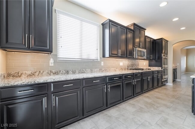 Building Photo - 1088 Via Alloro