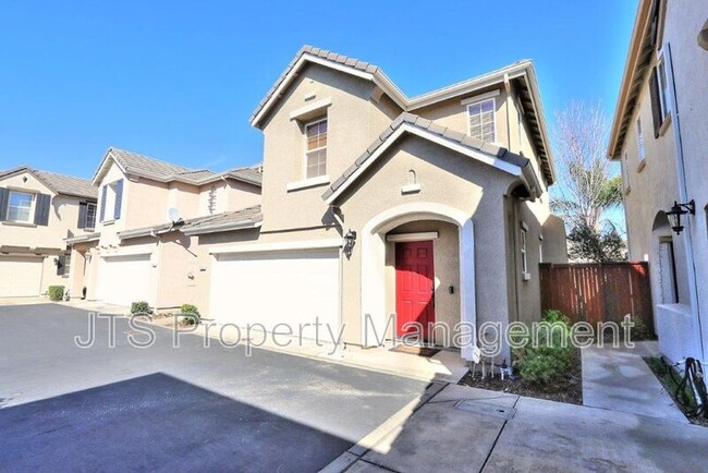 Primary Photo - 8500 Cortina Cir