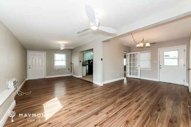 Building Photo - 1310 Dartmouth Dr