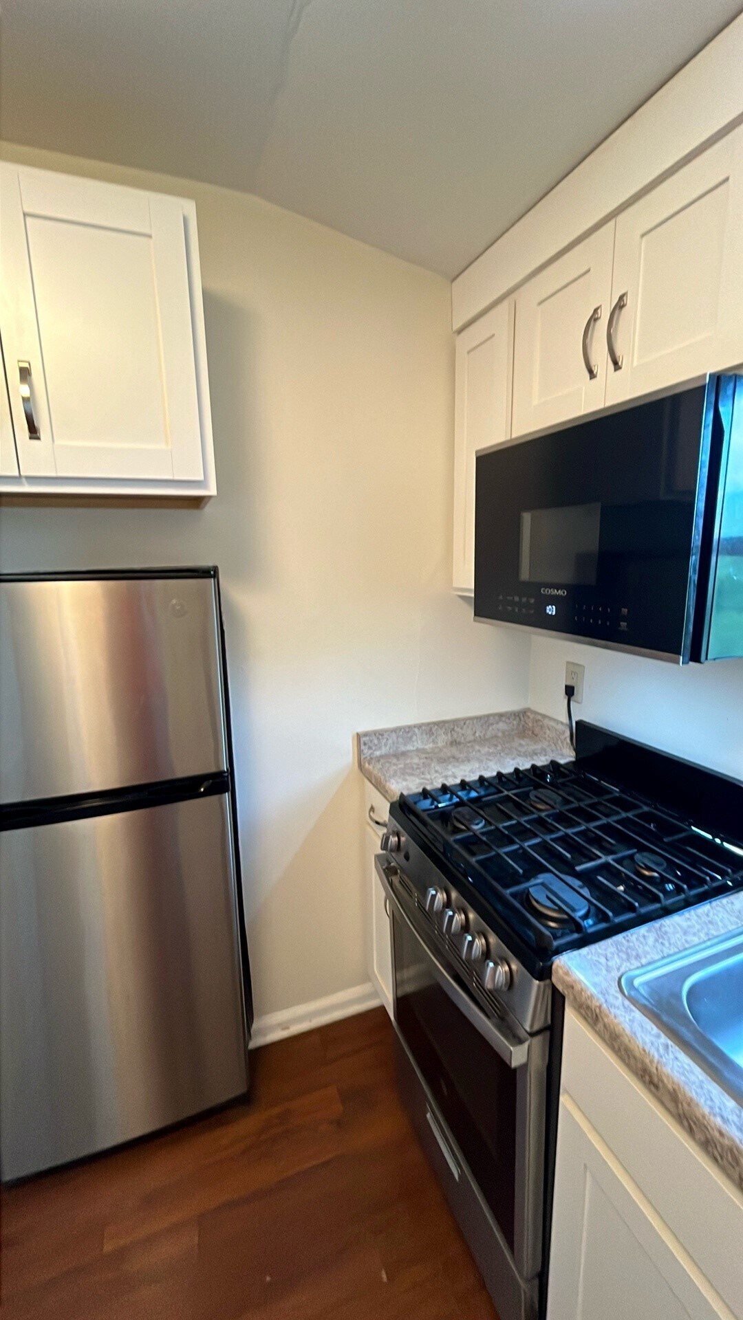 Building Photo - 319 N Blair St