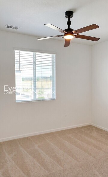 Building Photo - 1364 Penner Dr