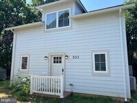 Building Photo - 503 E Howell Ave