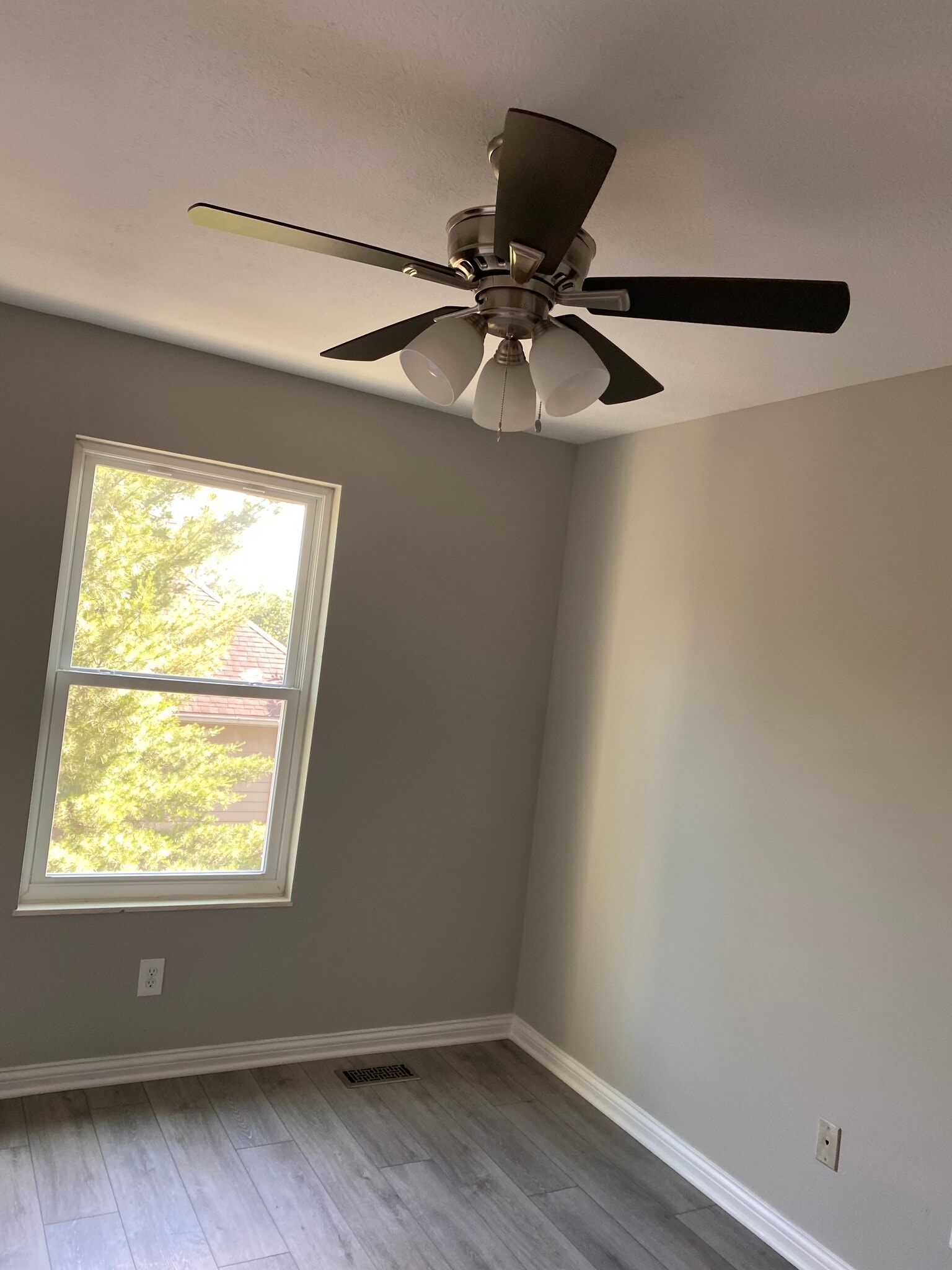 Building Photo - 557 Chadwood Dr