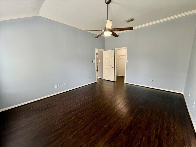 Building Photo - 21655 Falvel Sunset Ct