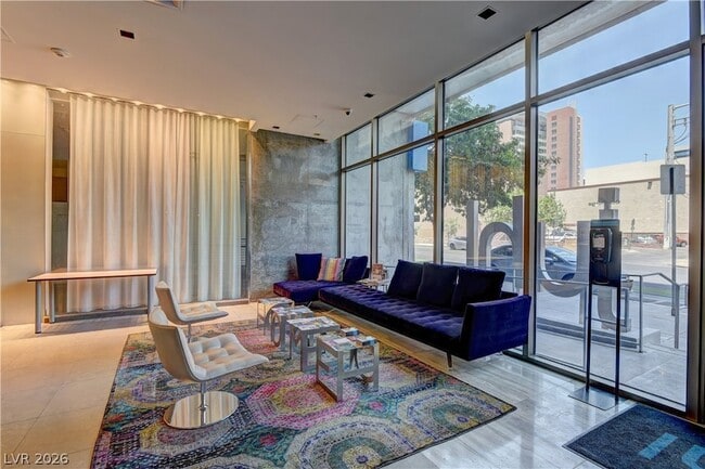 Building Photo - 353 E Bonneville Ave