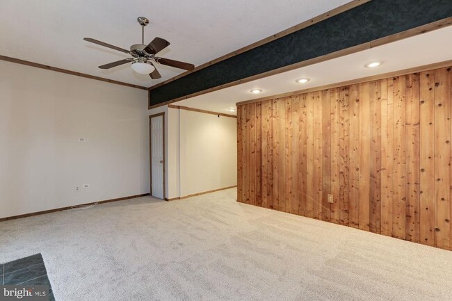 Building Photo - 7118 Eden Brook Dr
