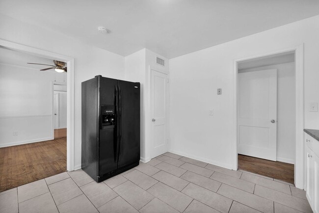 Building Photo - Stunning 3-Bedroom, 2-Bath Home in Desirable Mandarin Neighborhood!