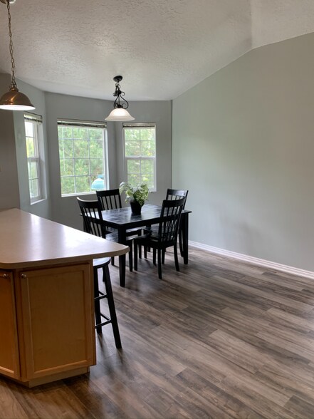 Building Photo - 1438 Brunello Dr