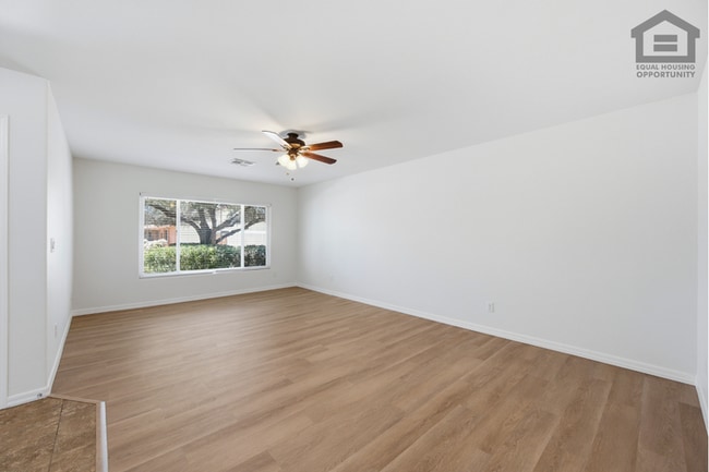 Building Photo - 4Bed/2Bath House at 59th Ave/Cactus Rd! Ready for Immediate Move-In! – NO HOA!