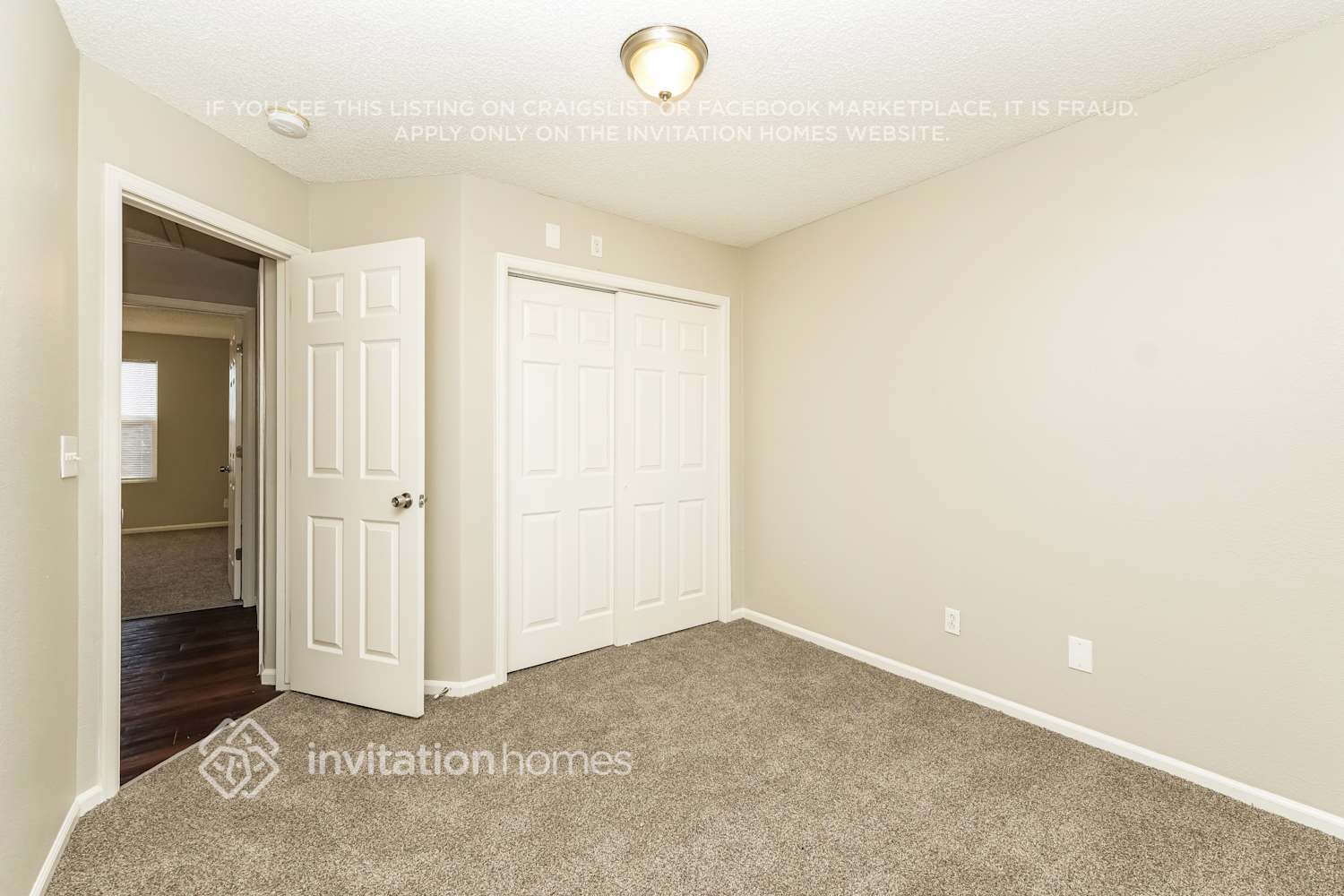 Building Photo - 882 Rancher Dr