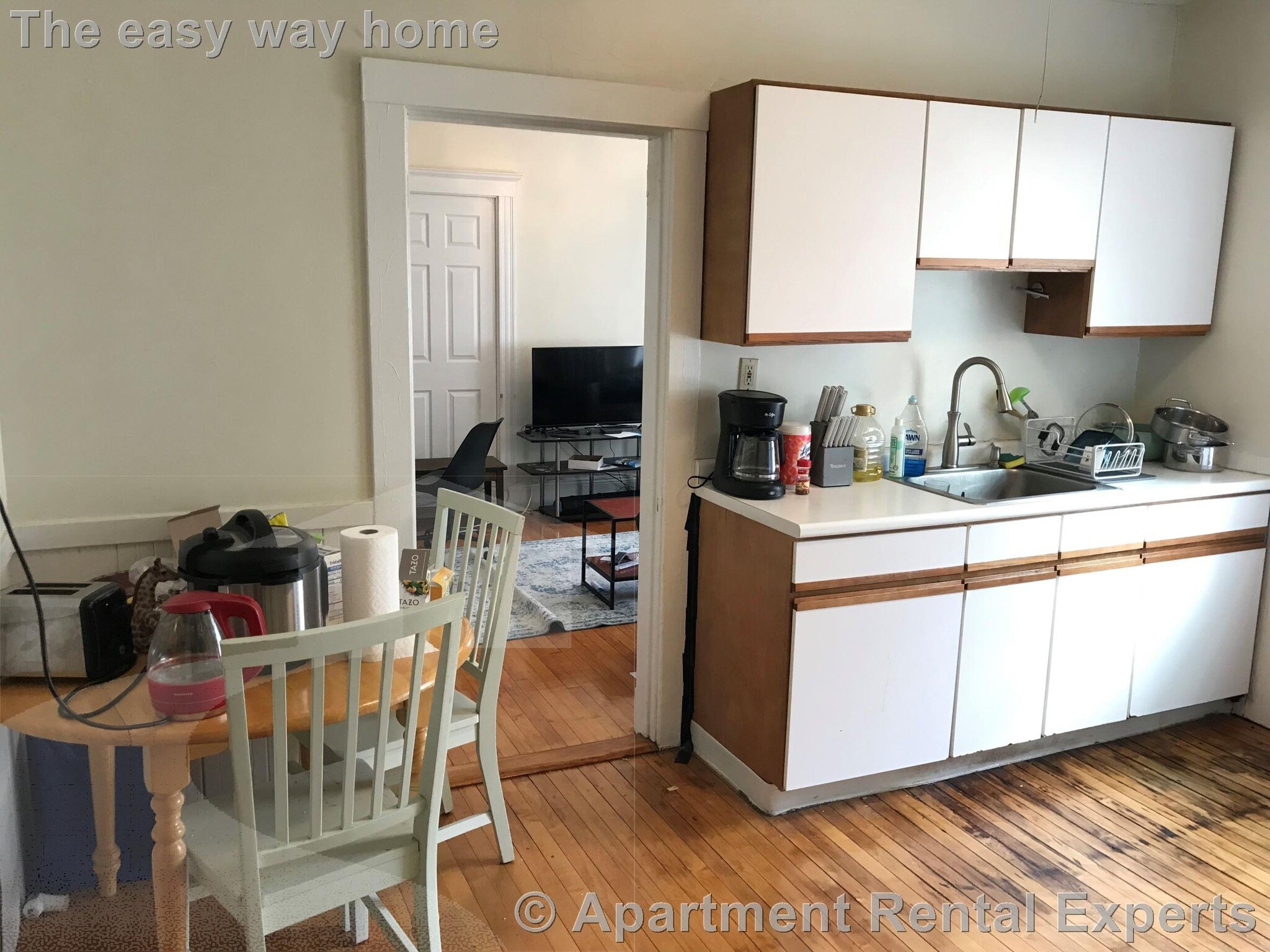 Building Photo - 14 Centre St