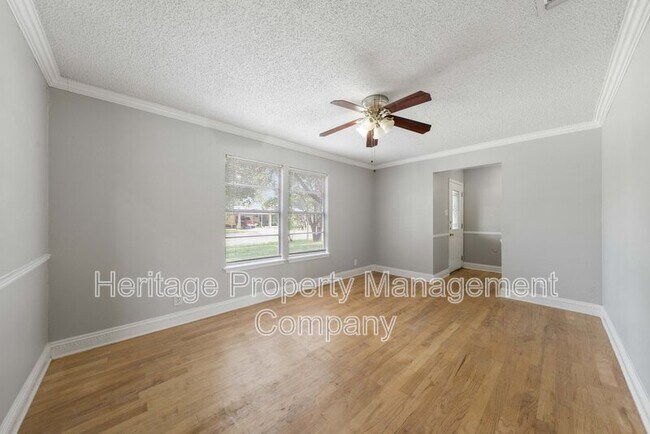 Building Photo - 7422 Stonehouse Dr