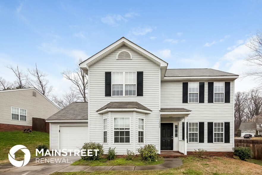Primary Photo - 13029 Woodland Farm Dr
