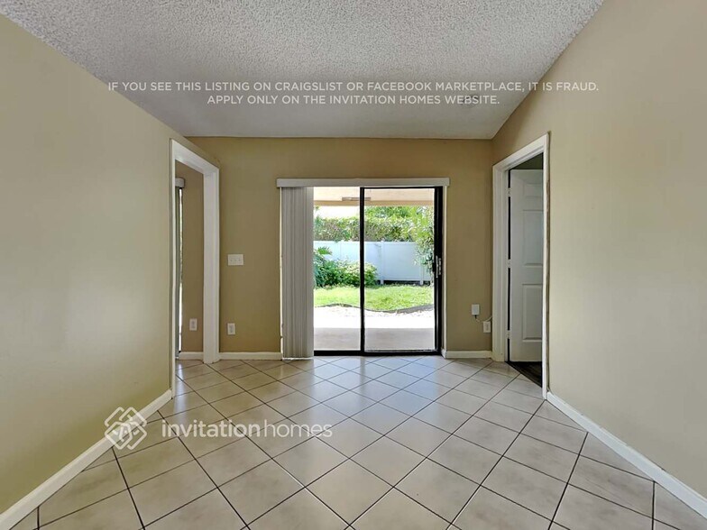 Building Photo - 378 N Country Club Blvd