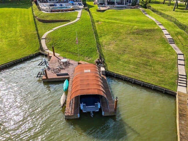 Building Photo - 18762 Grand Harbor Point