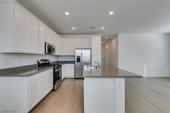 Building Photo - 379 Morgan Crst Dr