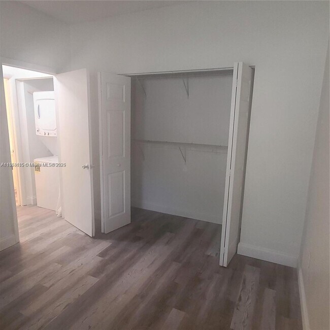 Building Photo - 2091 NW 96th Terrace