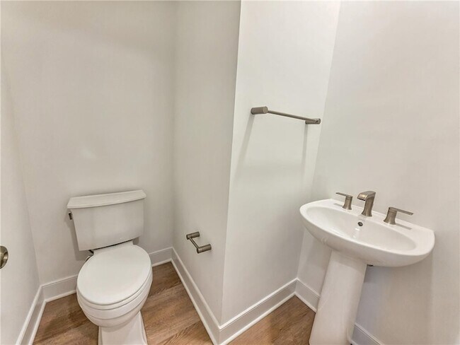 Building Photo - 317 Palisade Wy