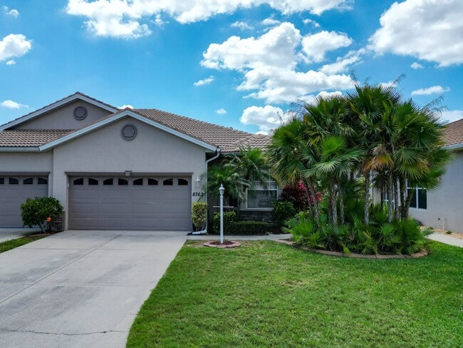 Building Photo - "Charming Englewood Gem: 2 Beds, 2 Baths in Oyster Creek Gated Golf Community