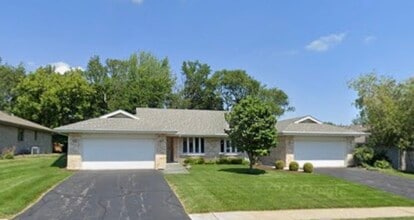 Building Photo - 6606 Laurel Cherry Dr