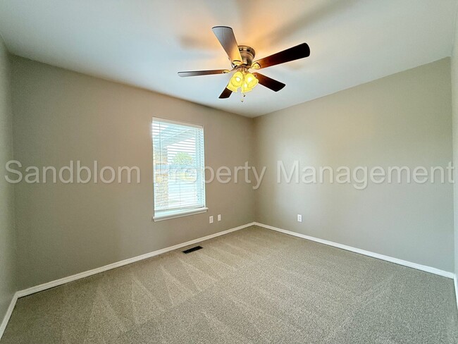 Building Photo - For Lease | Broken Arrow | Available Now!