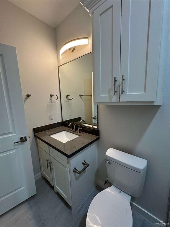 Building Photo - 13 Clarence Dr