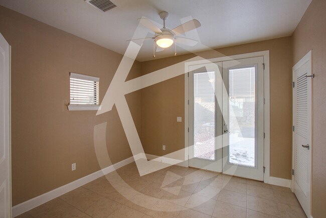 Building Photo - Unique 4 Bedroom, 2.5 Bathroom Home for rent
