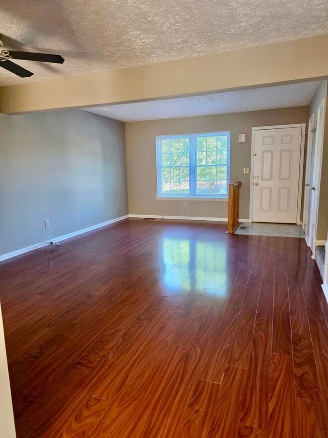 Building Photo - 3BR Townhome in Riverside Neighborhood of Belcamp!
