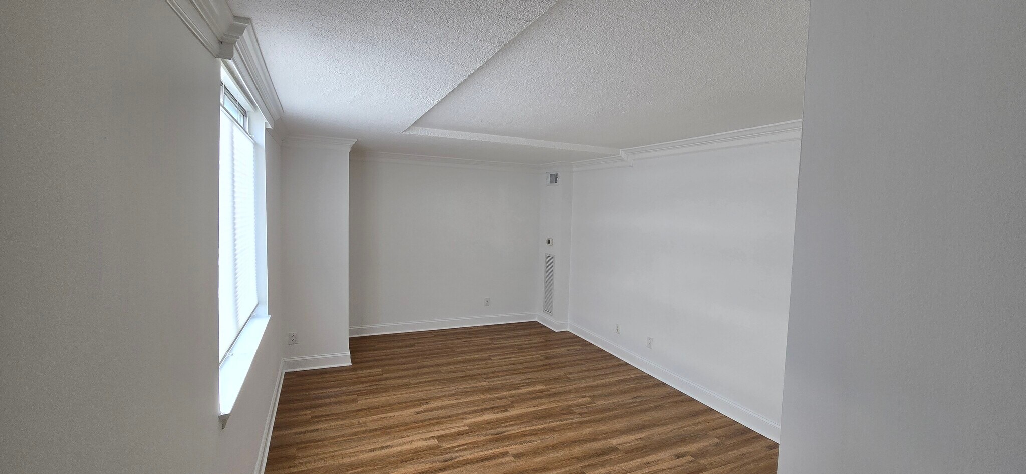 Primary Bedroom - 501 Slaters Ln