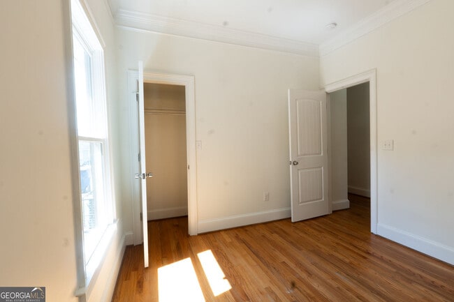 Building Photo - 825 Brookline St SW