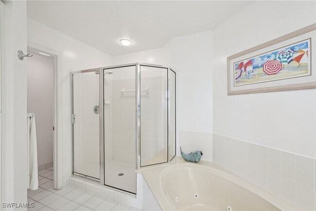 Building Photo - 260 Barefoot Beach Blvd